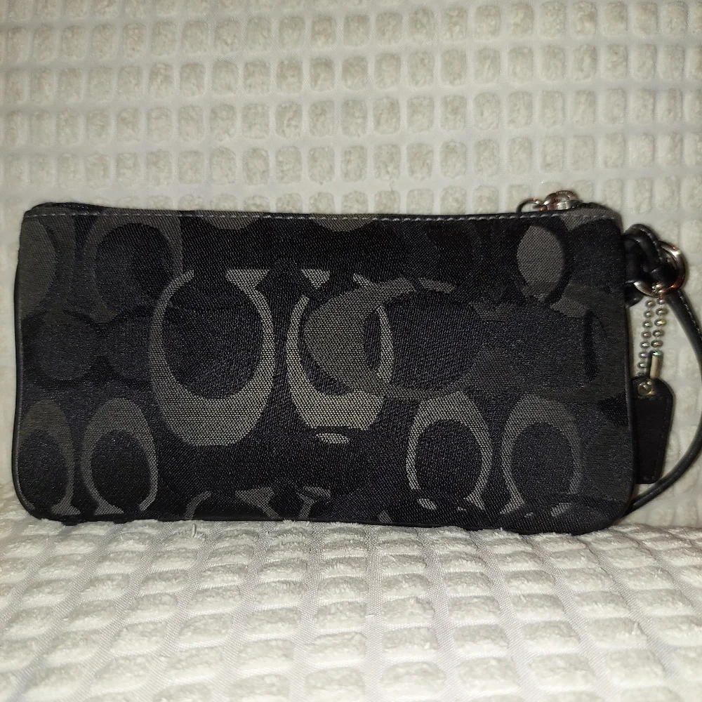 Coach Signature Black & Grey Large Wrislet - Picture 2 of 12